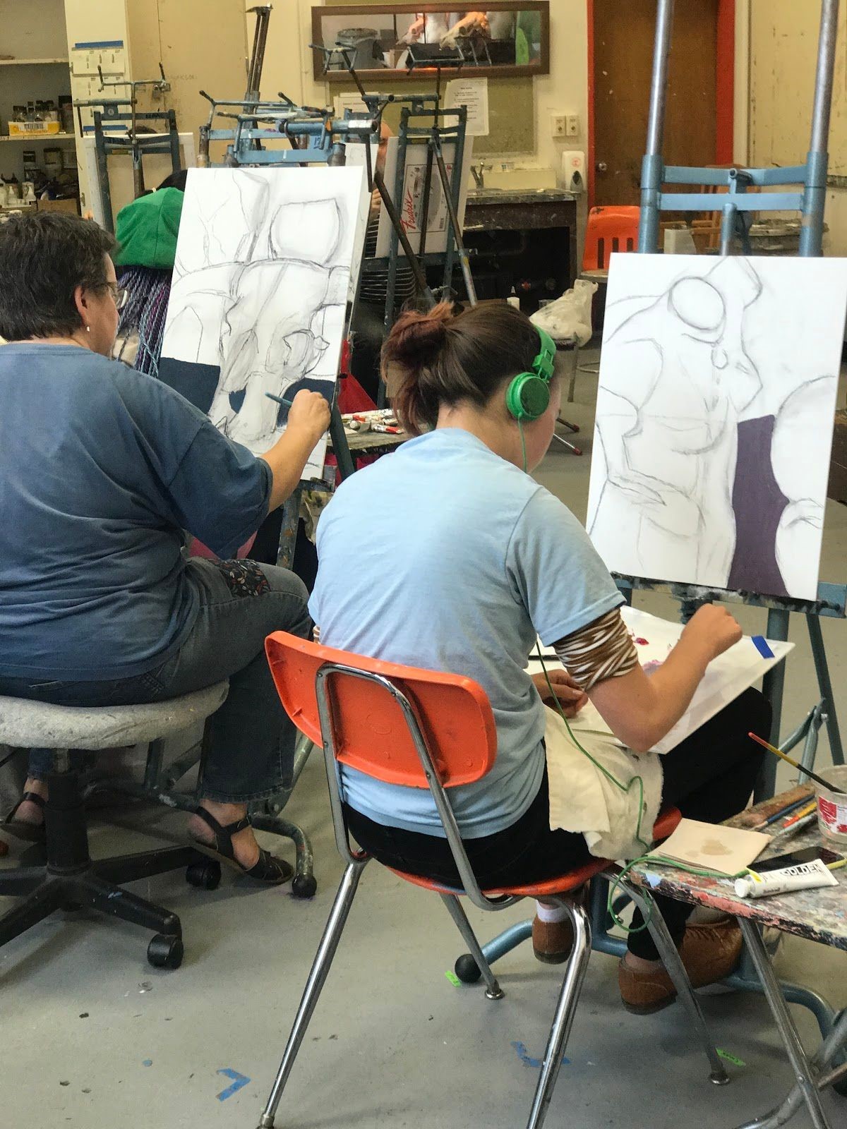 Students begin to paint their initial sketches. Photo taken on Sep. ?, 2017 by Jasmine 
