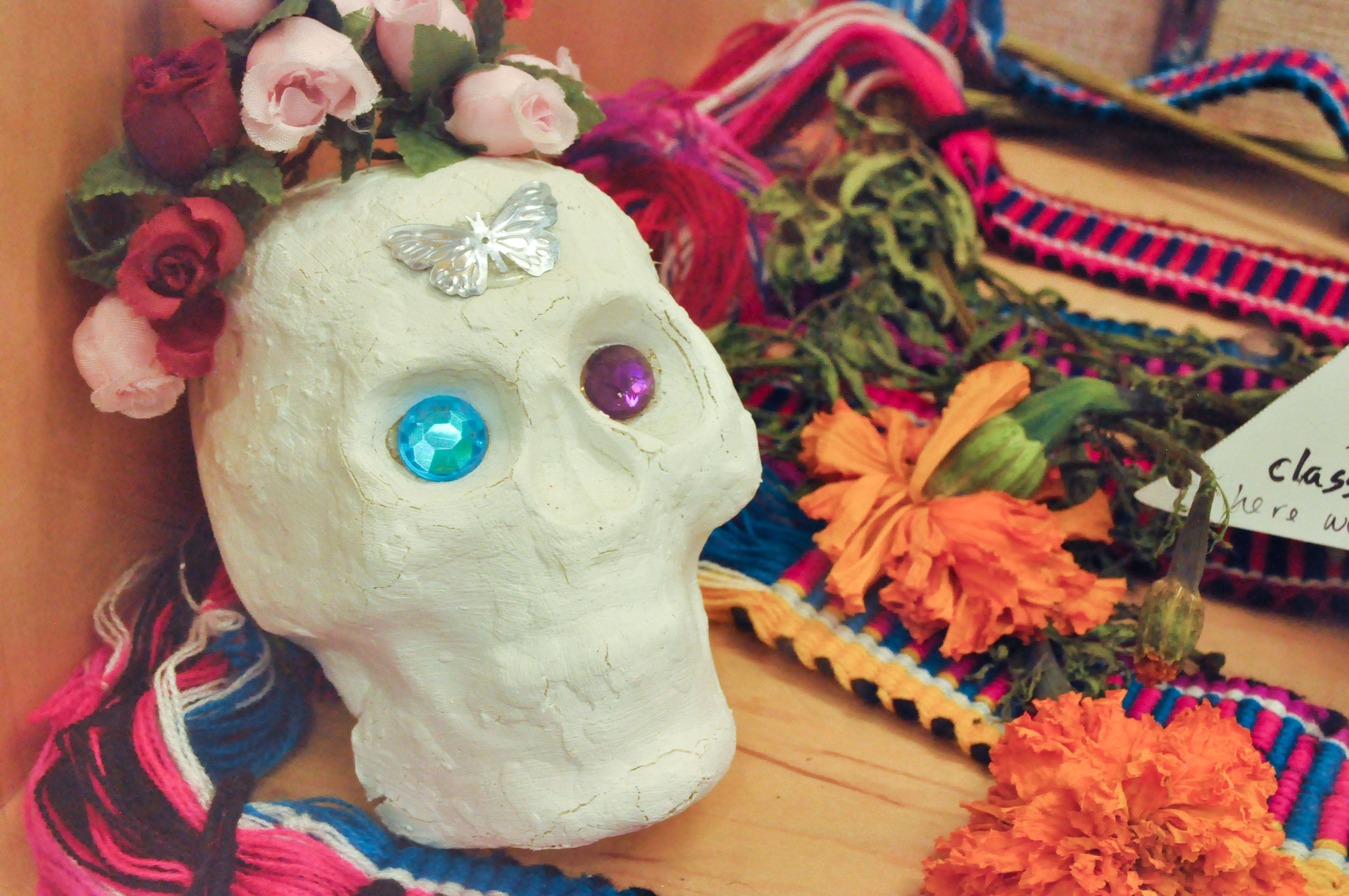 Colorful altars and decorations are displayed on the first floor of City College Mission Campus that give a brief description of the culture and traditions celebrated during “The Day of the Dead” on Thursday, Oct. 29, 2015. (Photo by Bridgid Skiba/The Guardsman)