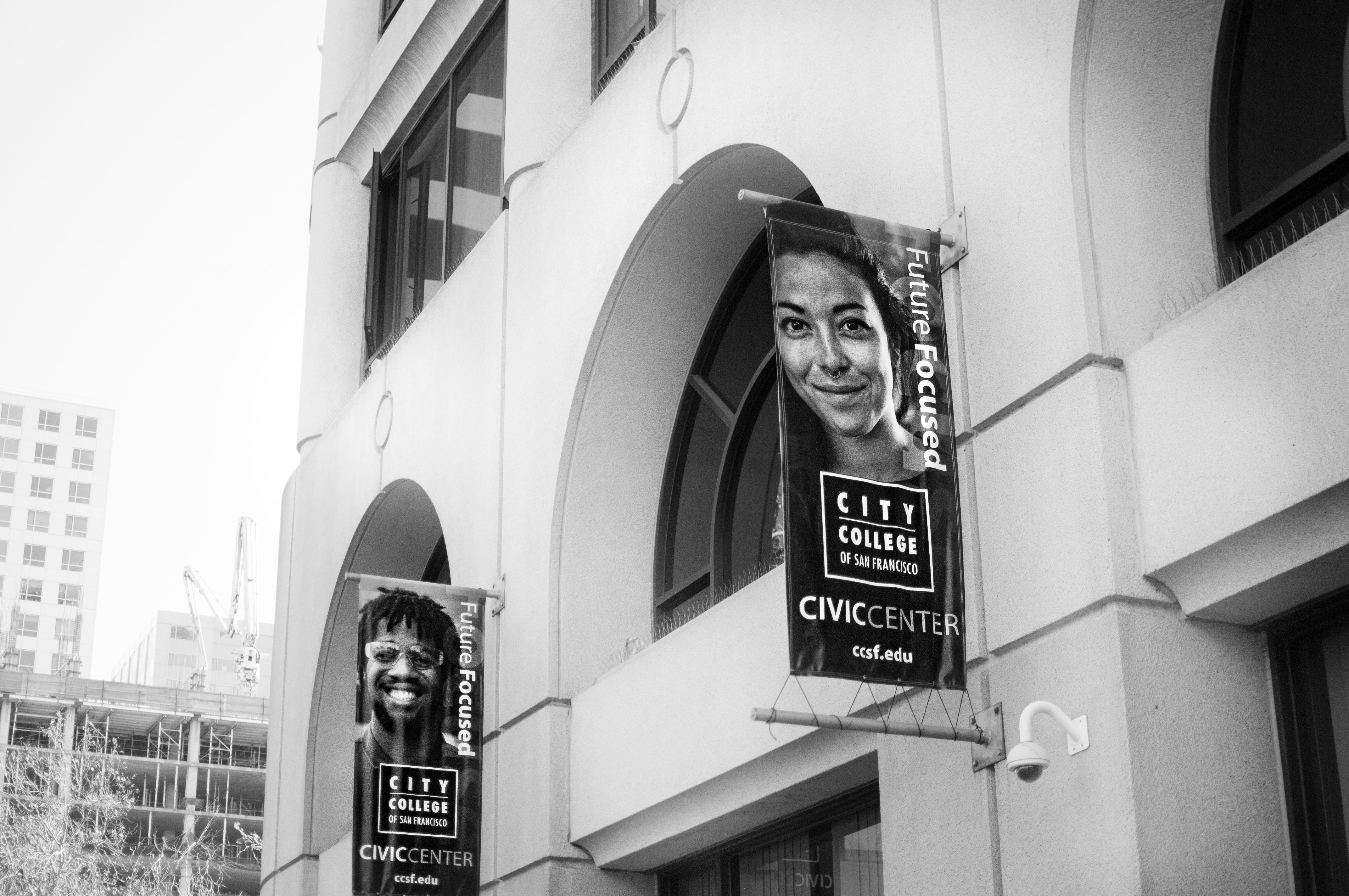 City College of San Francisco banners outside the Market Street building on Friday, Nov. 13, 2015. (Photo by Otto Pippenger/The Guardsman)